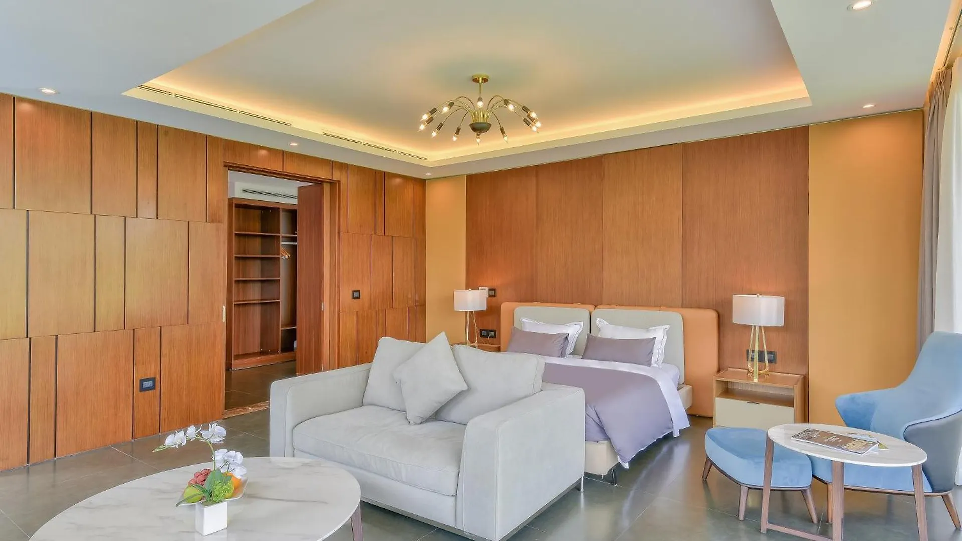Villa 7 Bedrooms Beachfront Luxury Da Nang